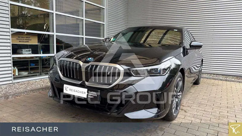 2026 BMW I5