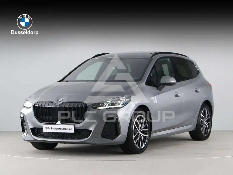 2026 BMW 220