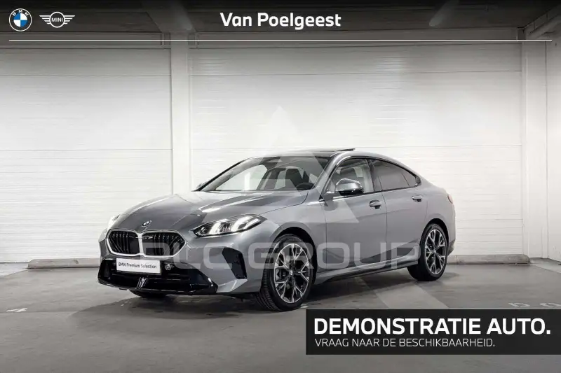 2026 BMW 220