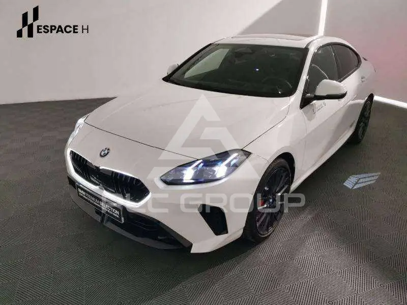 2026 BMW 220