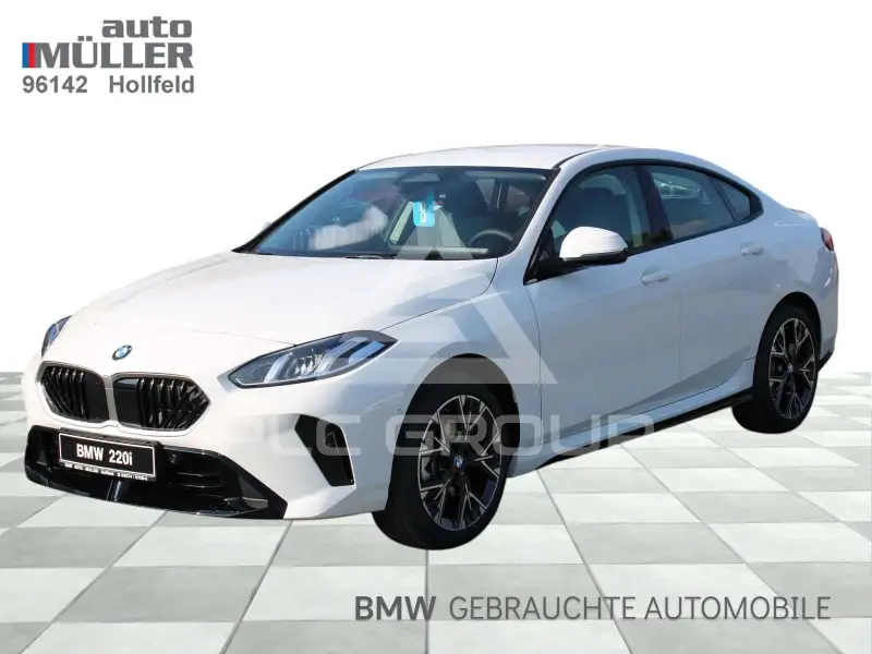 2026 BMW 220