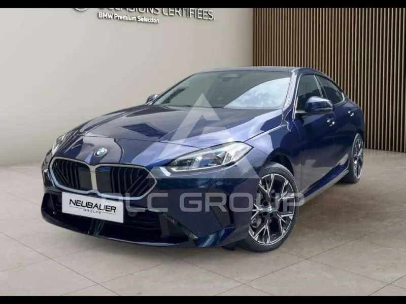 2026 BMW 220