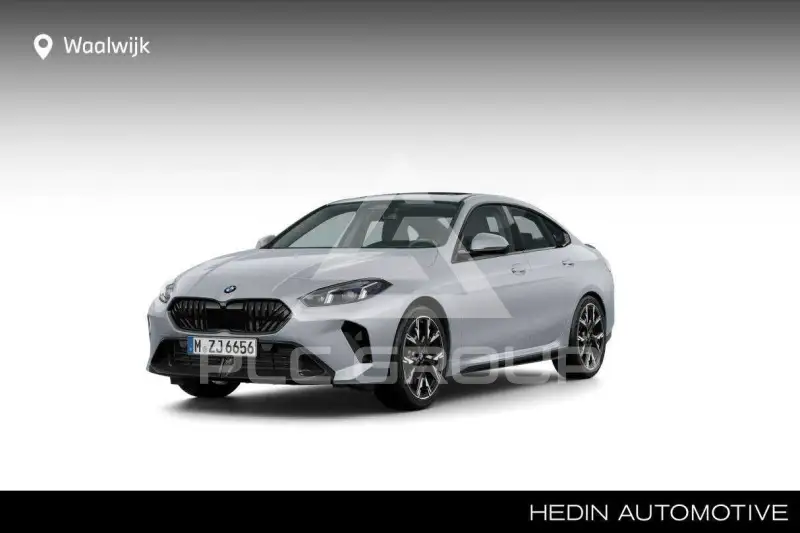 2026 BMW 220
