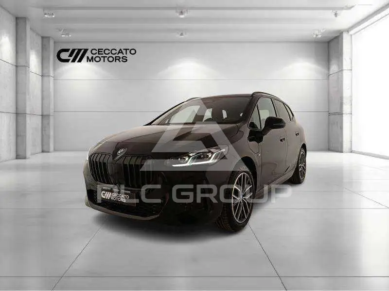 2026 BMW 225