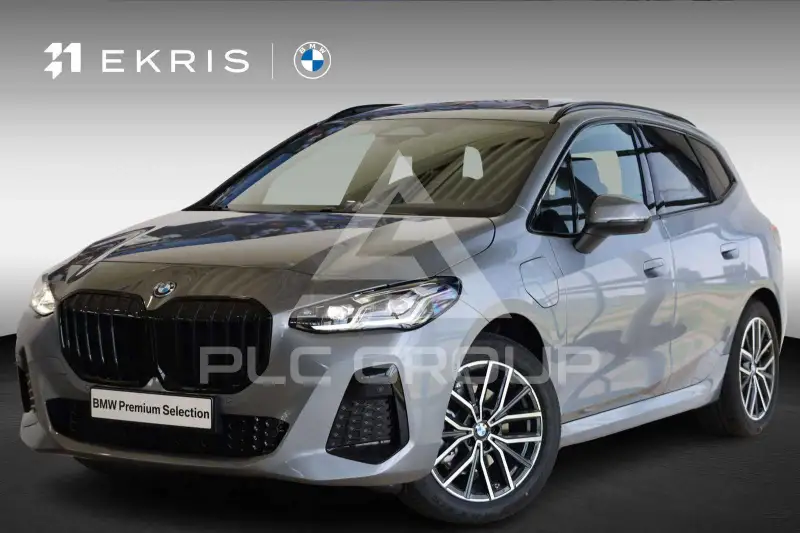 2026 BMW 225