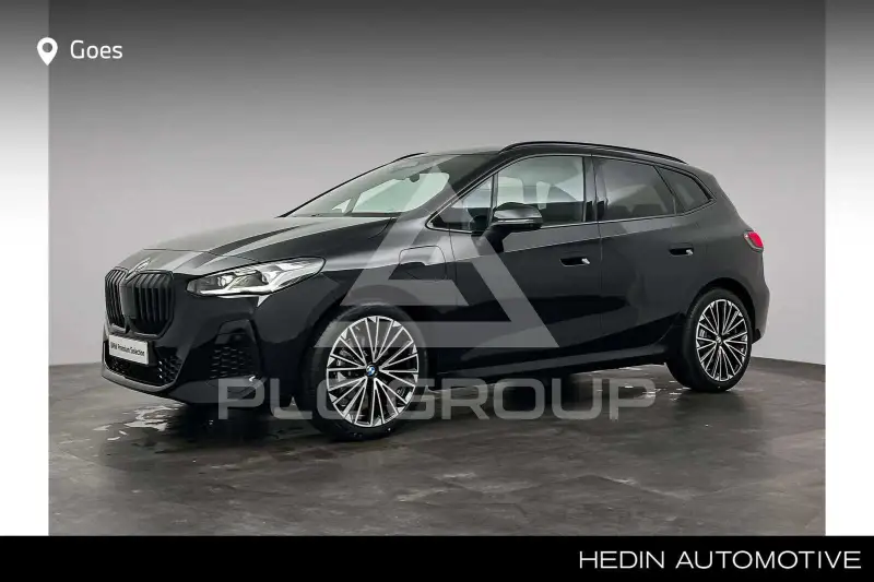 2026 BMW 225