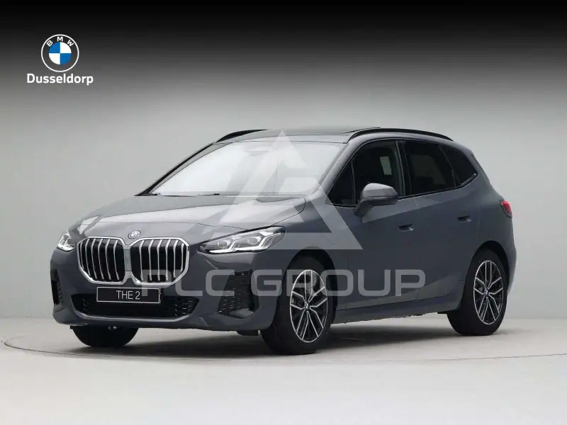 2026 BMW 225