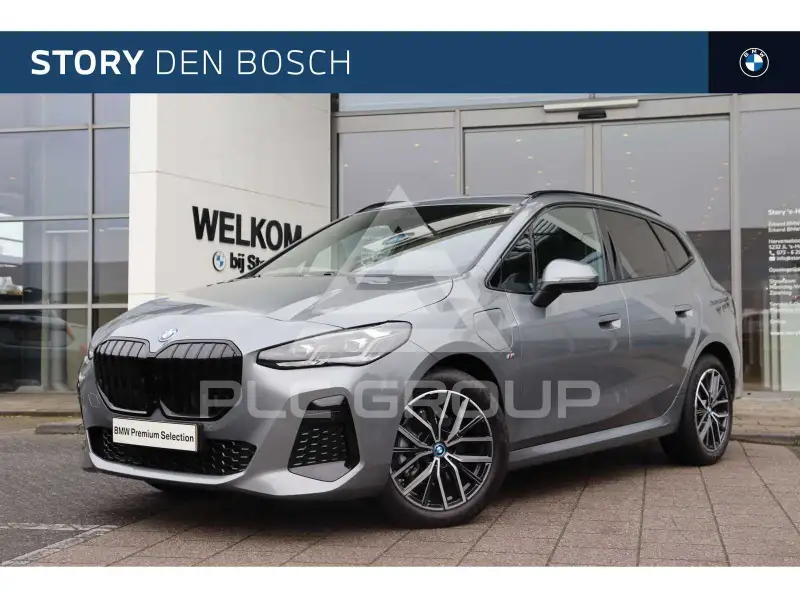 2026 BMW 225