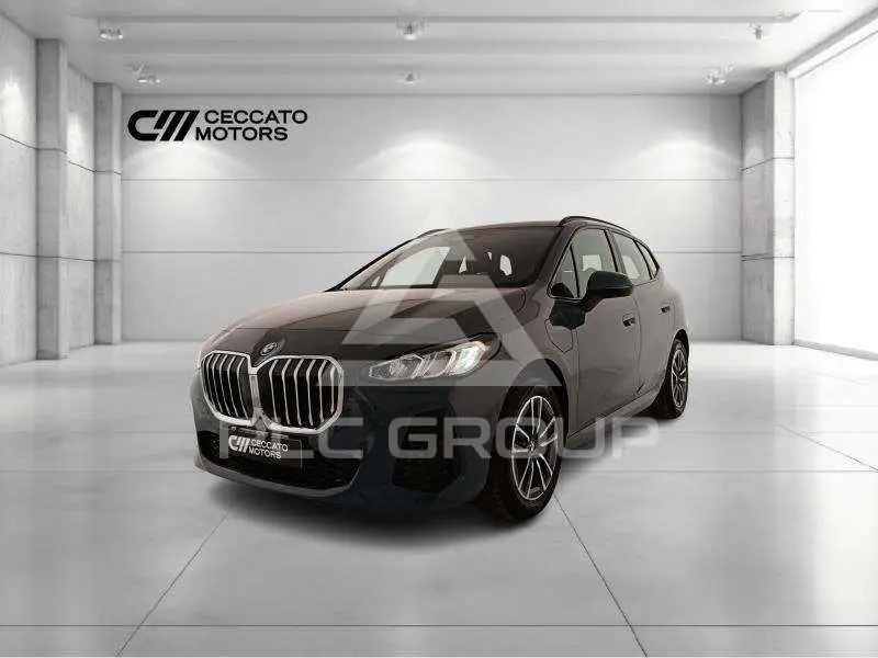2026 BMW 225