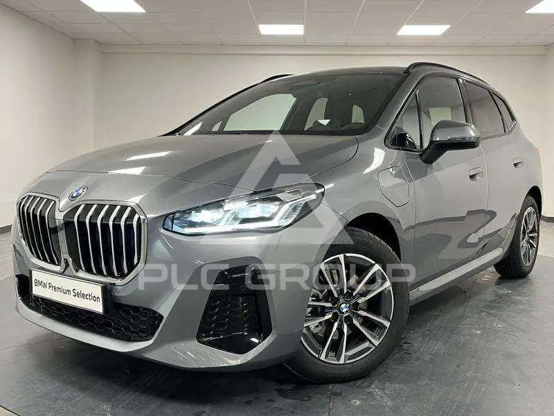 2026 BMW 225