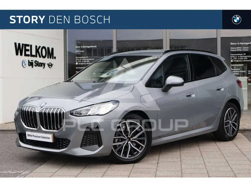 2026 BMW 225