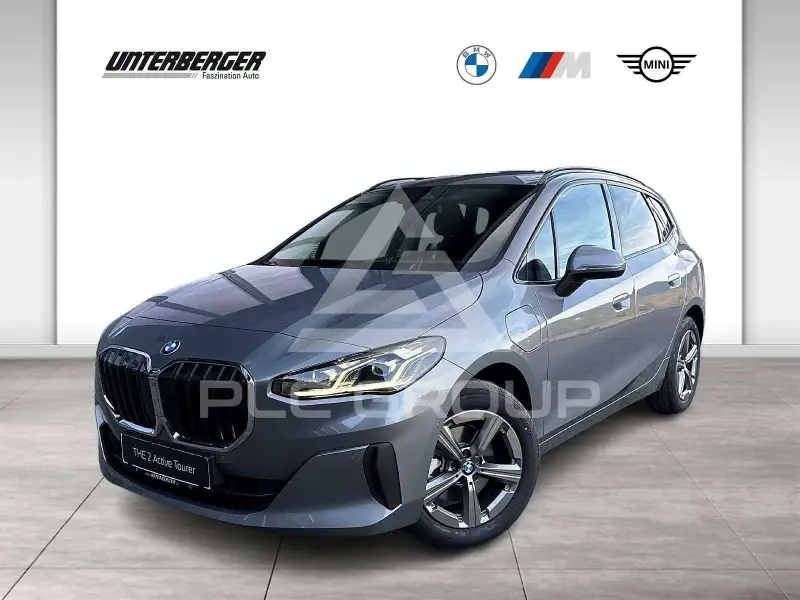 2026 BMW 225