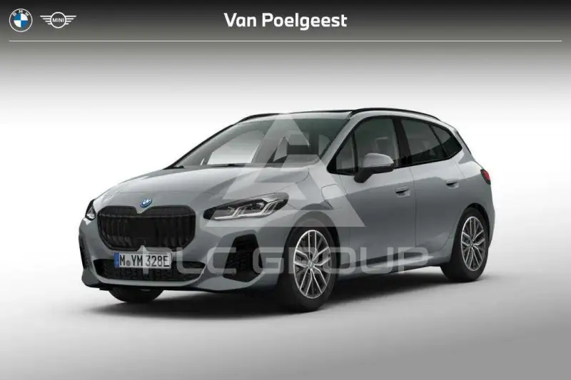2026 BMW 225