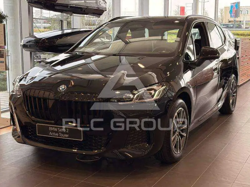 2026 BMW 225