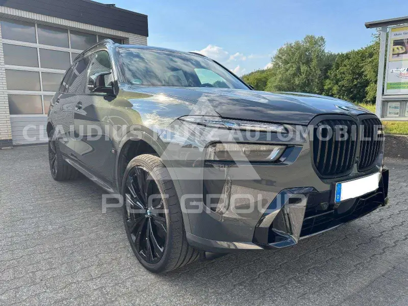 2026 BMW X7