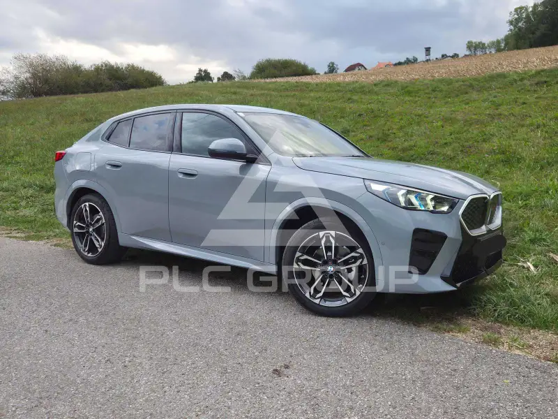 2026 BMW iX