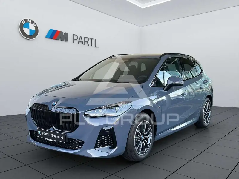 2026 BMW 218