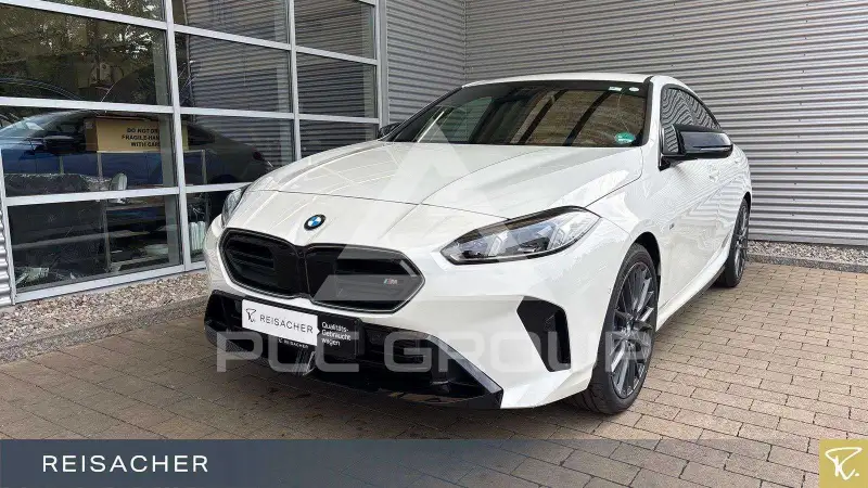 2026 BMW 235