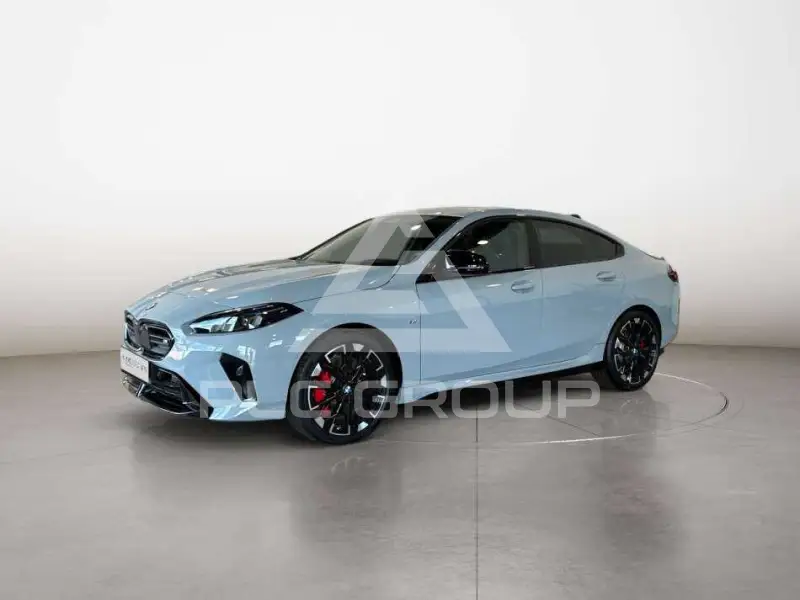 2026 BMW 235