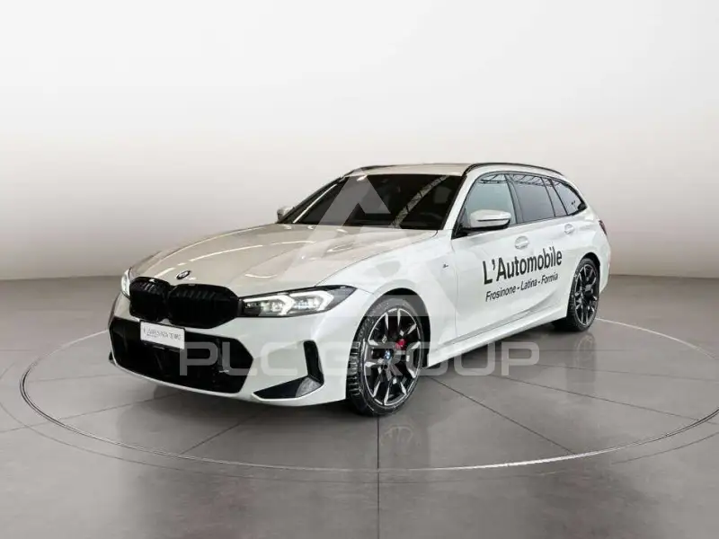 2026 BMW 320