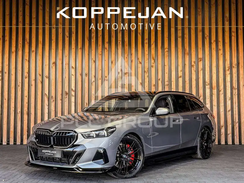 2026 BMW 550