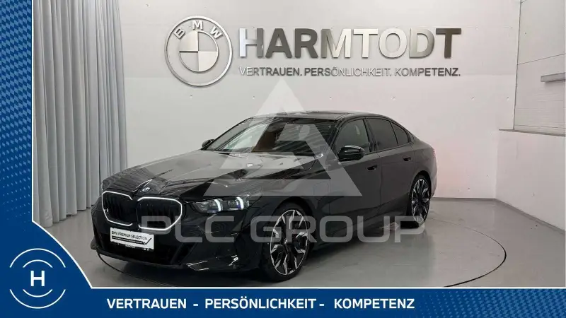 2026 BMW 550