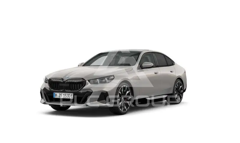 2026 BMW 550