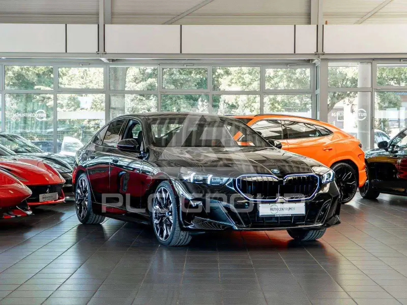 2026 BMW 550