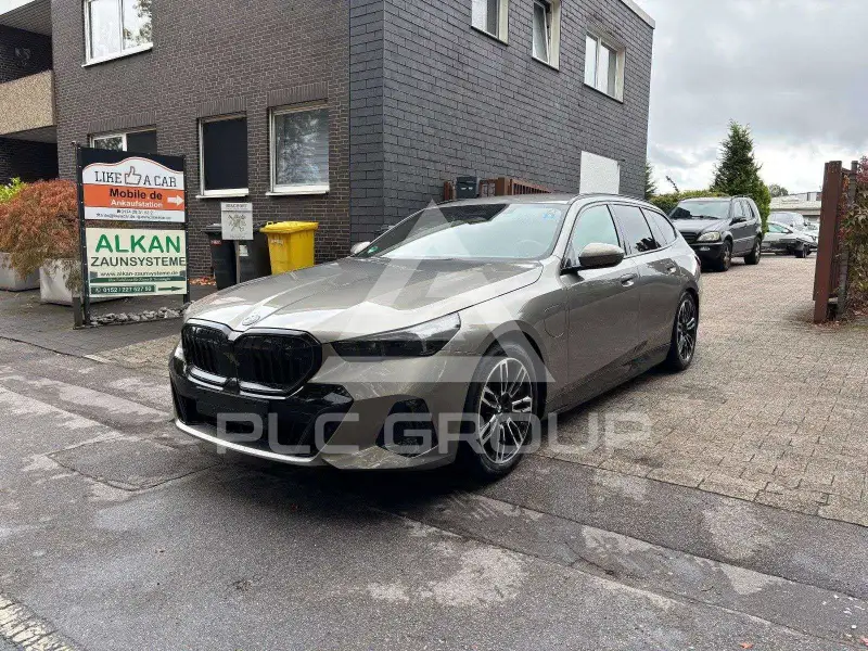 2026 BMW 550