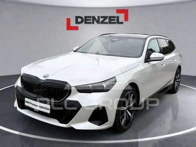 2026 BMW 550