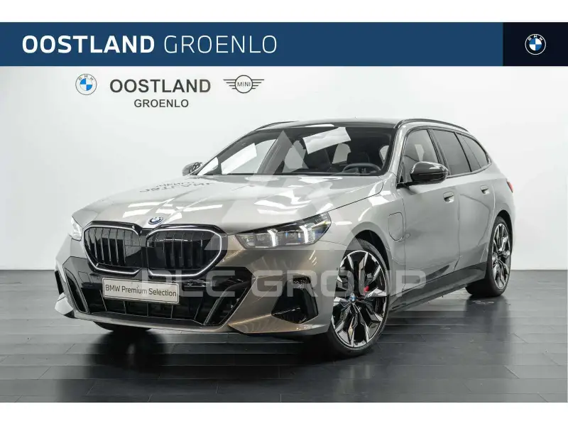 2026 BMW 550