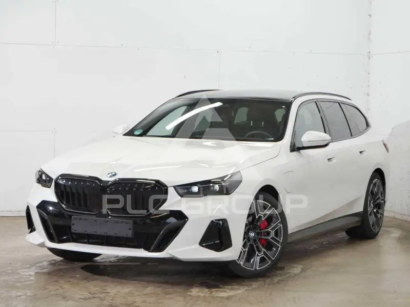 2026 BMW 550