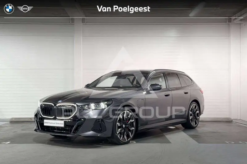 2026 BMW 550