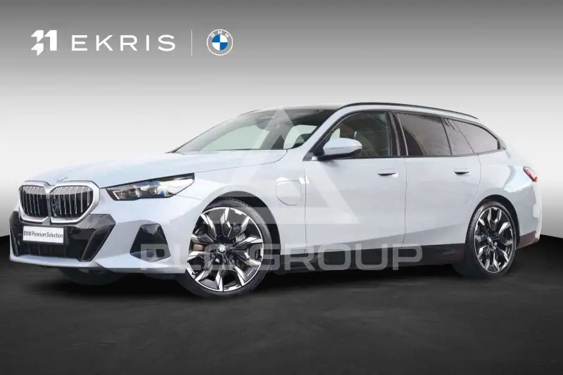 2026 BMW 550