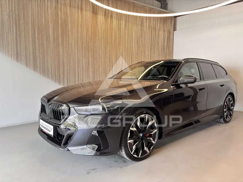 2026 BMW 550