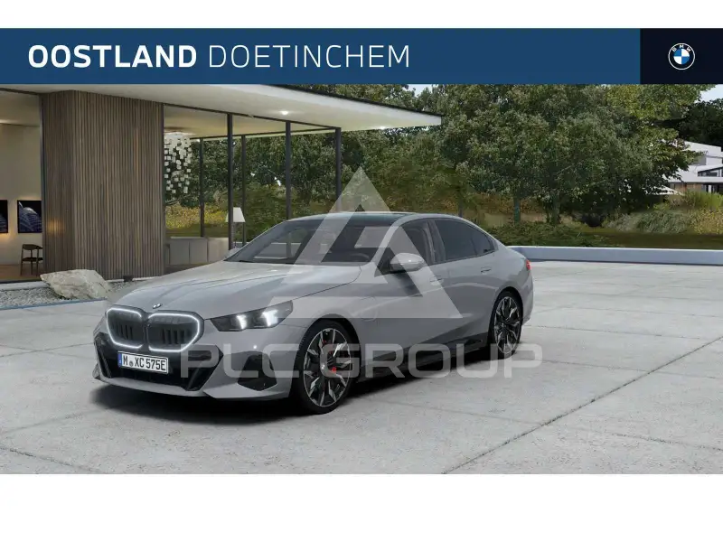 2026 BMW 550
