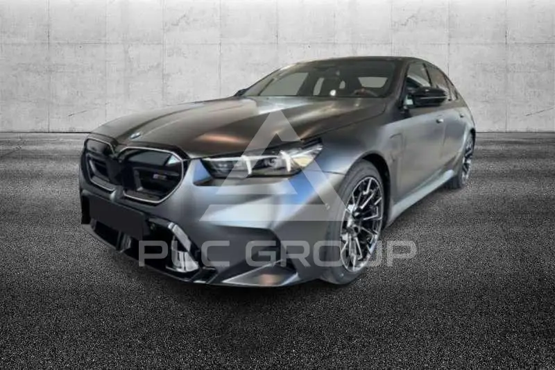 2026 BMW M5