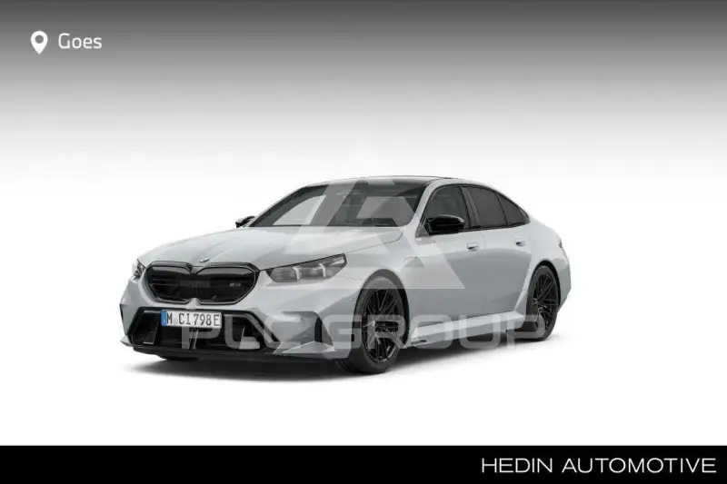 2026 BMW M5