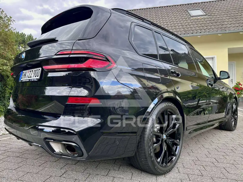 2026 BMW X7