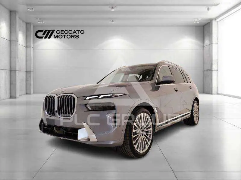 2026 BMW X7