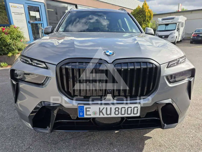 2026 BMW X7