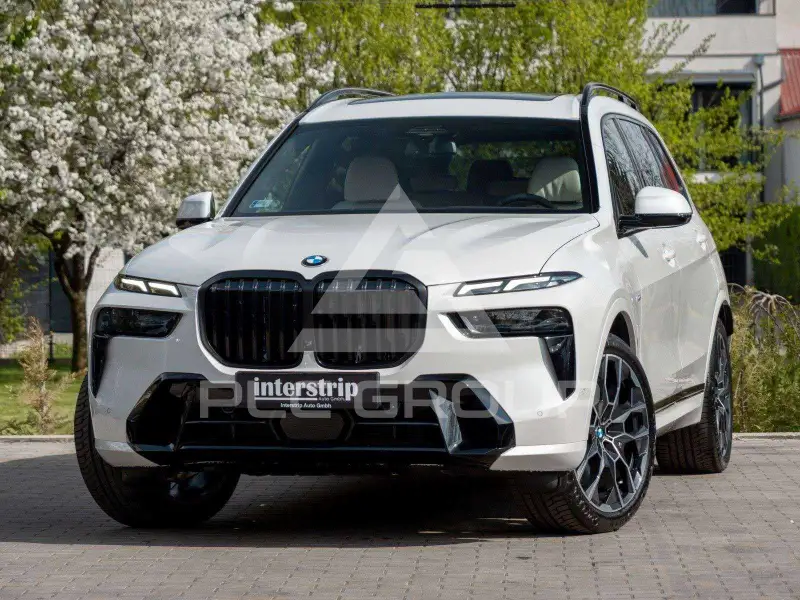 2026 BMW X7