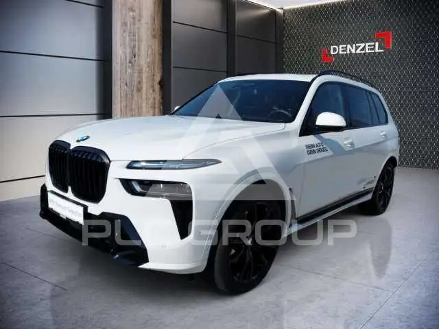 2026 BMW X7