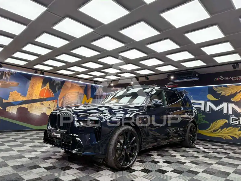 2026 BMW X7