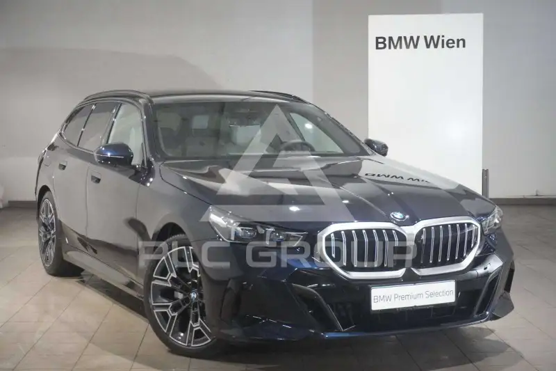 2026 BMW 520