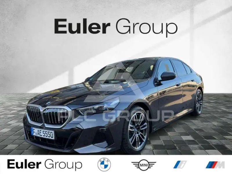 2026 BMW 520