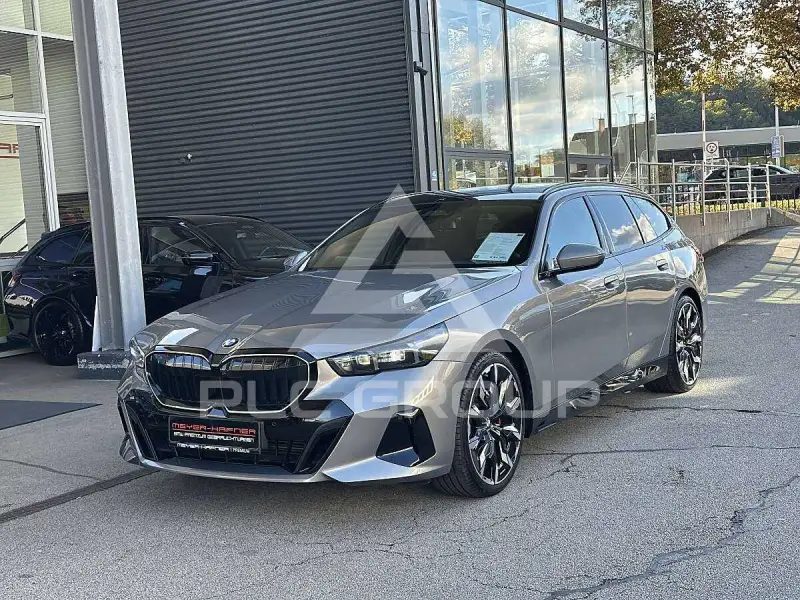 2026 BMW 520