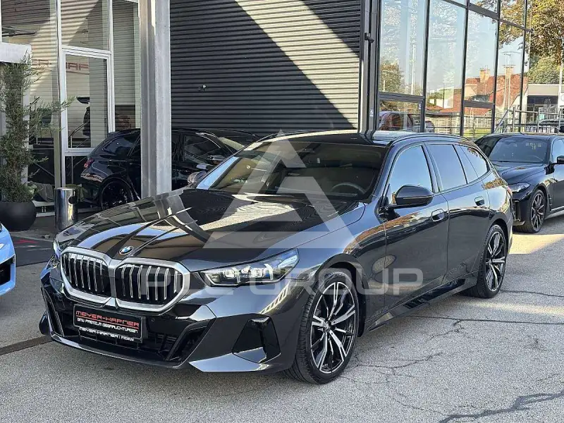 2026 BMW 520