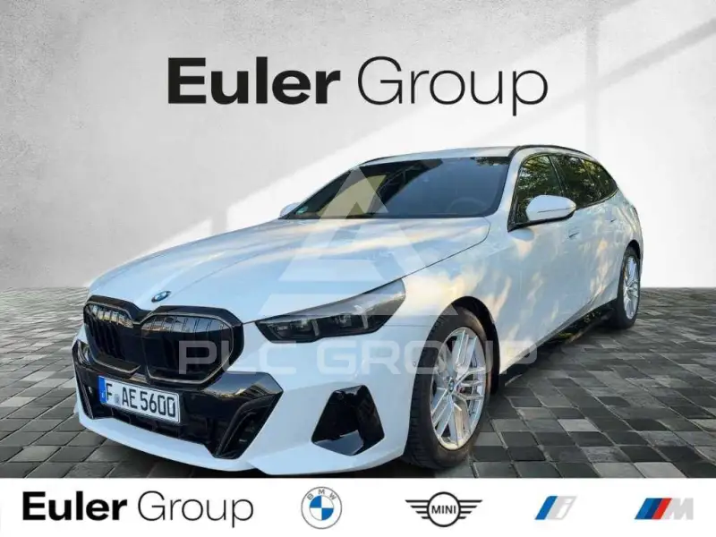2026 BMW 520