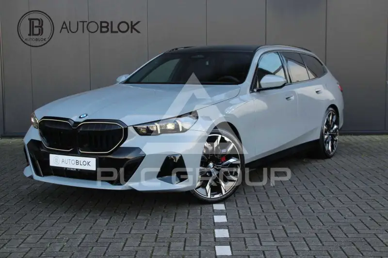 2026 BMW 520